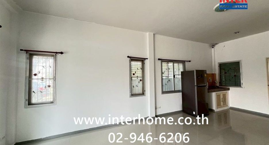 À vendre 2 chambres maison à Pluak Daeng, Rayong