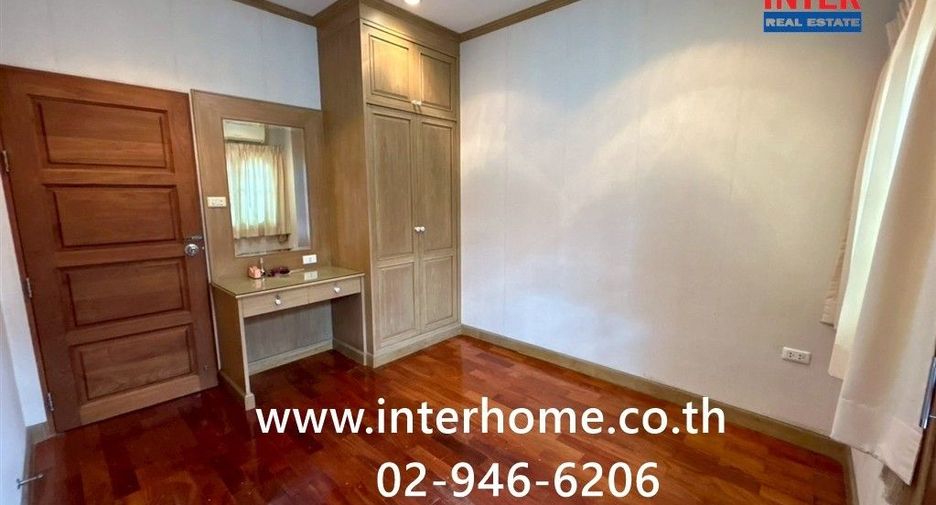 Casa en venta de 3 habitaciones en Lat Krabang, Bangkok
