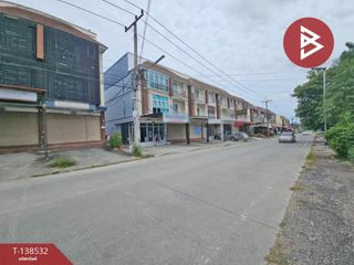 Продажа 3 спальни торговое помещение в Si Racha, Чонбури