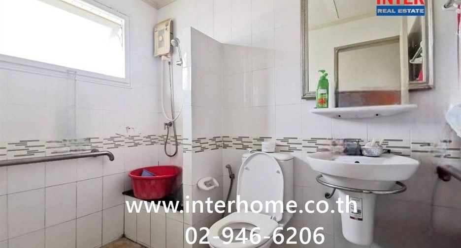 Haus zum Kauf mit 3 Zimmer in Bang Kruai, Nonthaburi