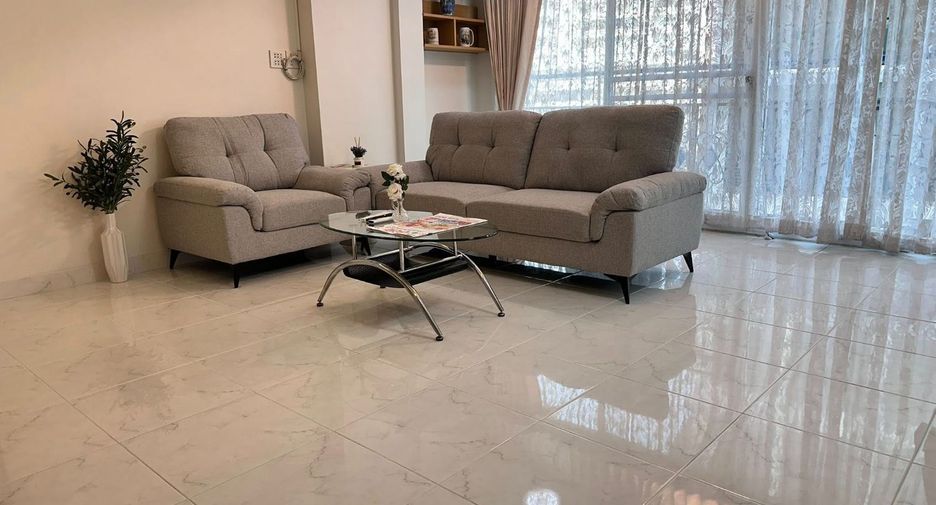 For sale 1 bed condo in Pratumnak, Pattaya
