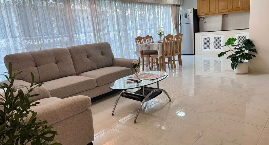 For sale 1 bed condo in Pratumnak, Pattaya