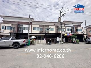 出售 3 卧室 联排别墅 在 Khlong Sam Wa, 曼谷