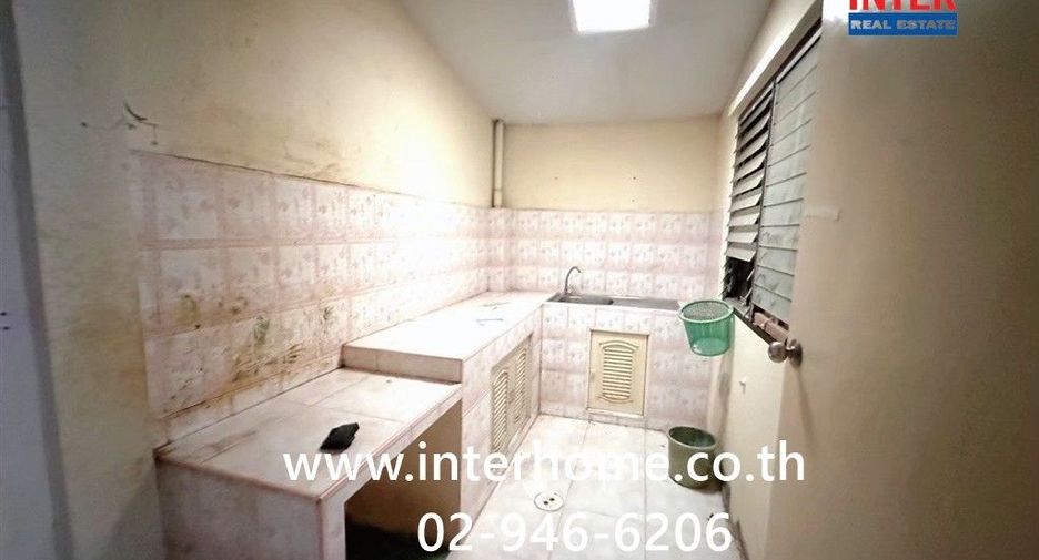 For sale 3 bedrooms townhouse in Thanyaburi, Pathum Thani