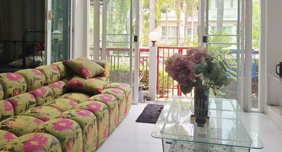 For sale 6 bedrooms house in Khlong Sam Wa, Bangkok