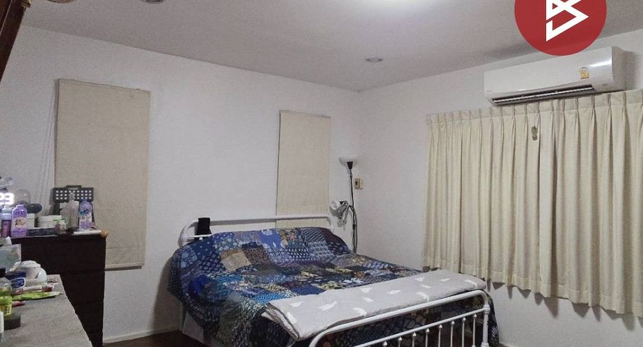 For sale 6 bedrooms house in Khlong Sam Wa, Bangkok