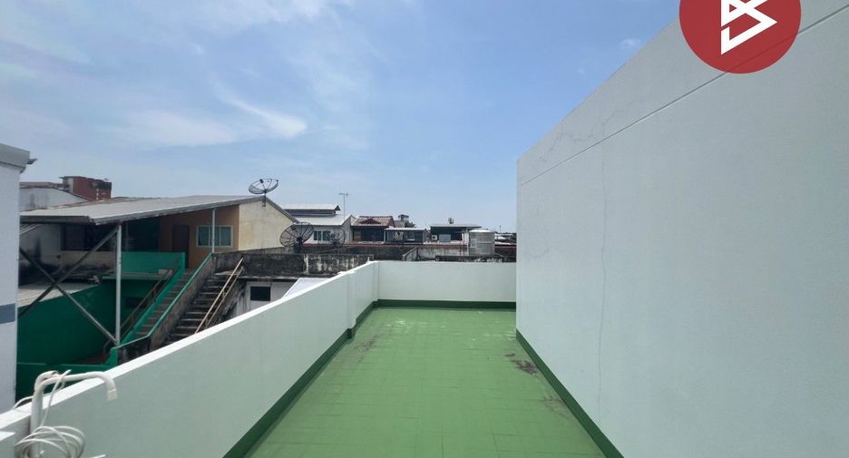 Gewerbefläche zum Kauf mit 3 Zimmer in Mueang Chon Buri, Chonburi