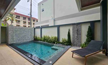 For sale 4 bedrooms house in South Pattaya, Pattaya