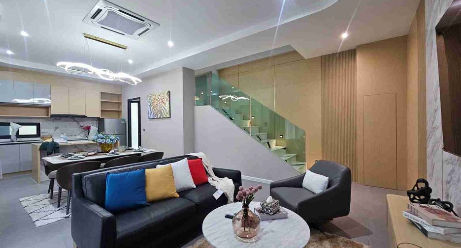 For sale 4 bedrooms house in South Pattaya, Pattaya