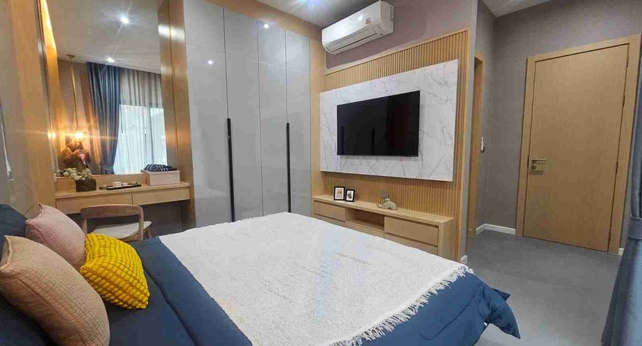 For sale 4 bedrooms house in South Pattaya, Pattaya