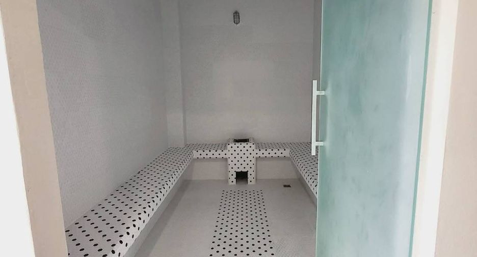 For sale 2 bedrooms condo in Jomtien, Pattaya
