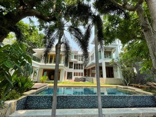 For rent and for sale 5 bedrooms villa in Bang Lamung, Chonburi