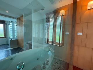 For rent and for sale 5 bedrooms villa in Bang Lamung, Chonburi