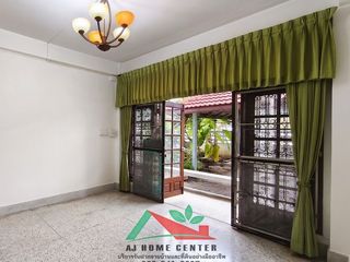 For sale 4 bedrooms house in Chom Thong, Bangkok