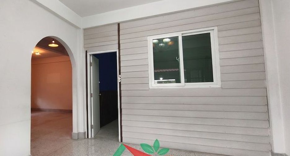 For sale 4 ベッドルーム house in Chom Thong, Bangkok