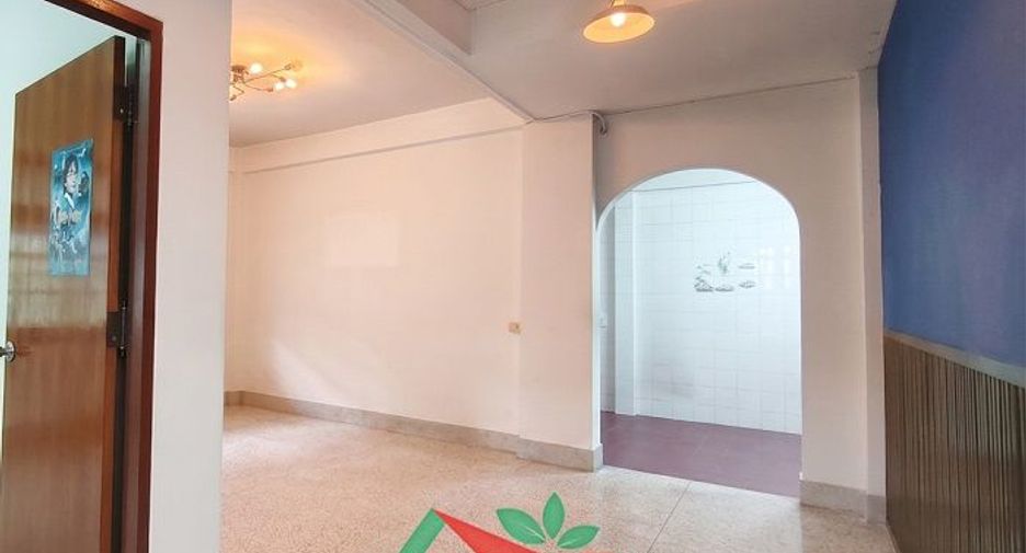 For sale 4 ベッドルーム house in Chom Thong, Bangkok