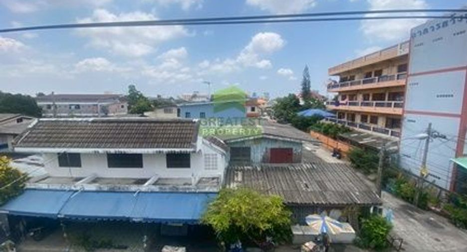 For sale 2 bedrooms retail Space in Mueang Samut Prakan, Samut Prakan