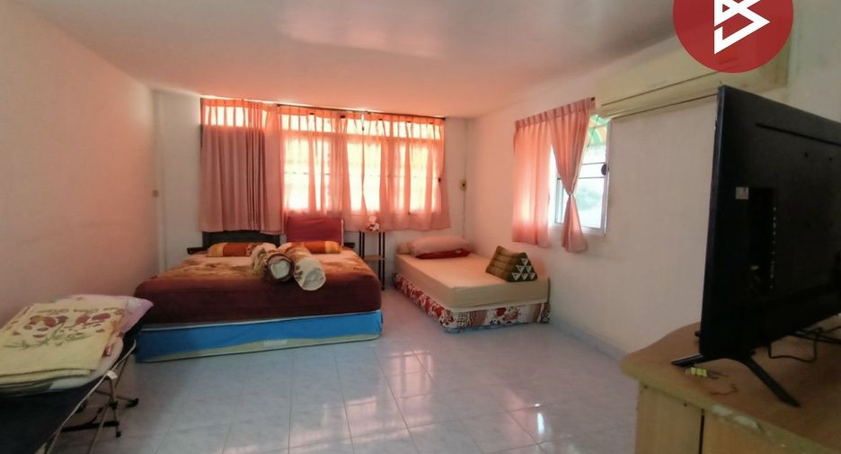 Haus zum Kauf mit 4 Zimmer in Mueang Nakhon Pathom, Nakhon Pathom