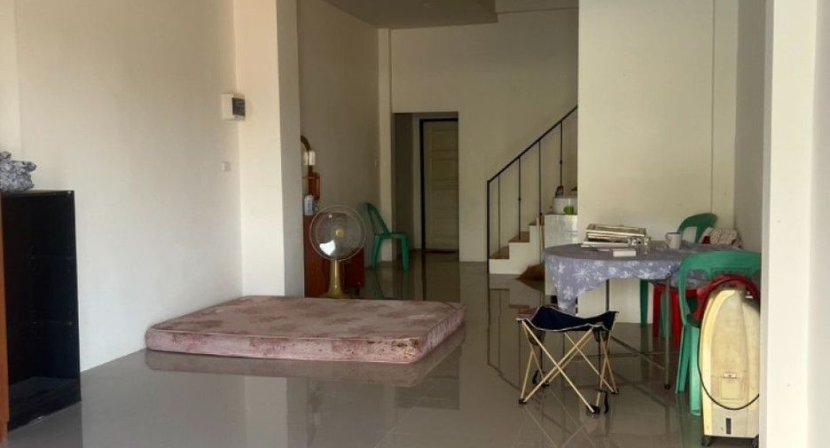 For sale 1 bed retail Space in Mueang Chachoengsao, Chachoengsao