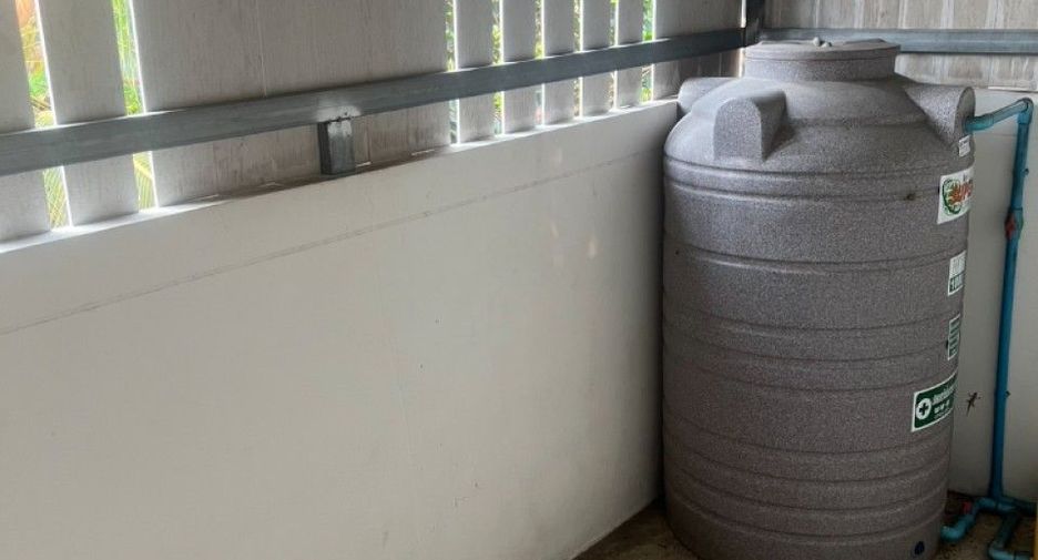 For sale 1 bed retail Space in Mueang Chachoengsao, Chachoengsao