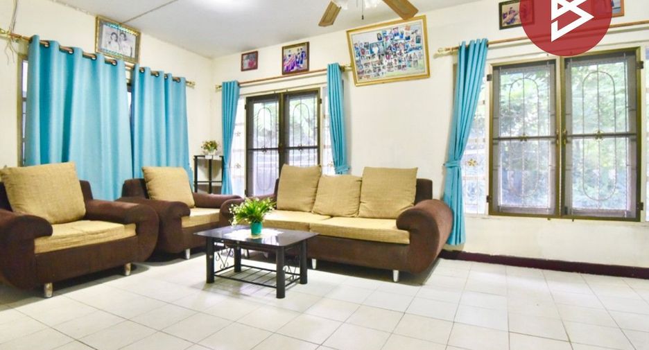 Reihenhaus zum Kauf mit 3 Zimmer in Mueang Samut Prakan, Samut Prakan
