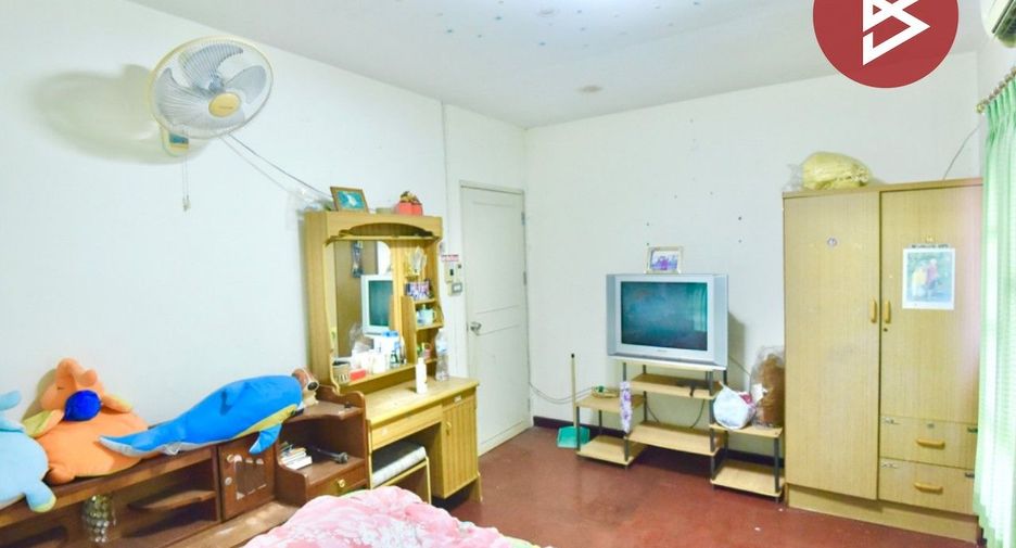 Reihenhaus zum Kauf mit 3 Zimmer in Mueang Samut Prakan, Samut Prakan