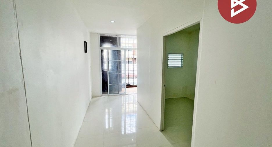 For sale 4 bedrooms retail Space in Nong Han, Udon Thani