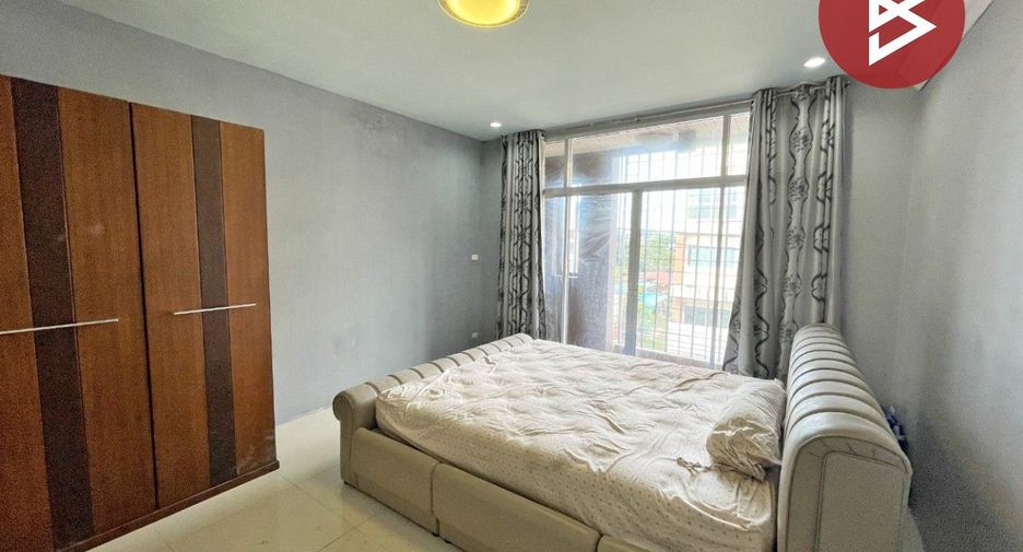 For sale 4 bedrooms retail Space in Nong Han, Udon Thani
