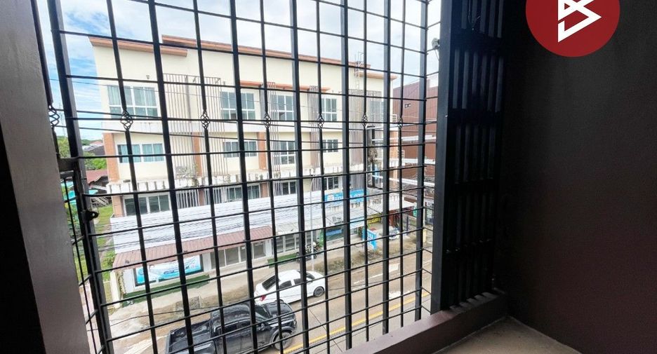 For sale 4 bedrooms retail Space in Nong Han, Udon Thani