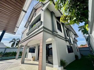 出售 5 卧室 别墅 在 Bang Lamung, Chon Buri