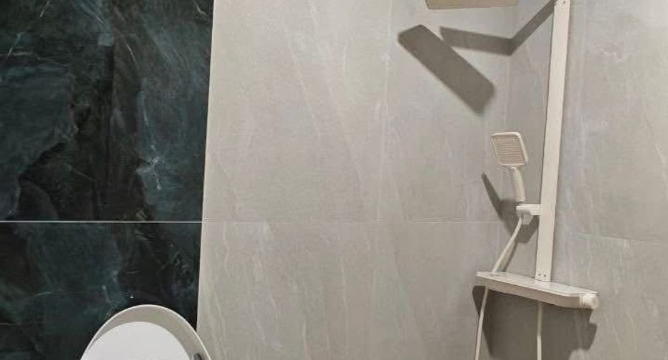 À vendre 5 chambres villa à Bang Lamung, Chonburi