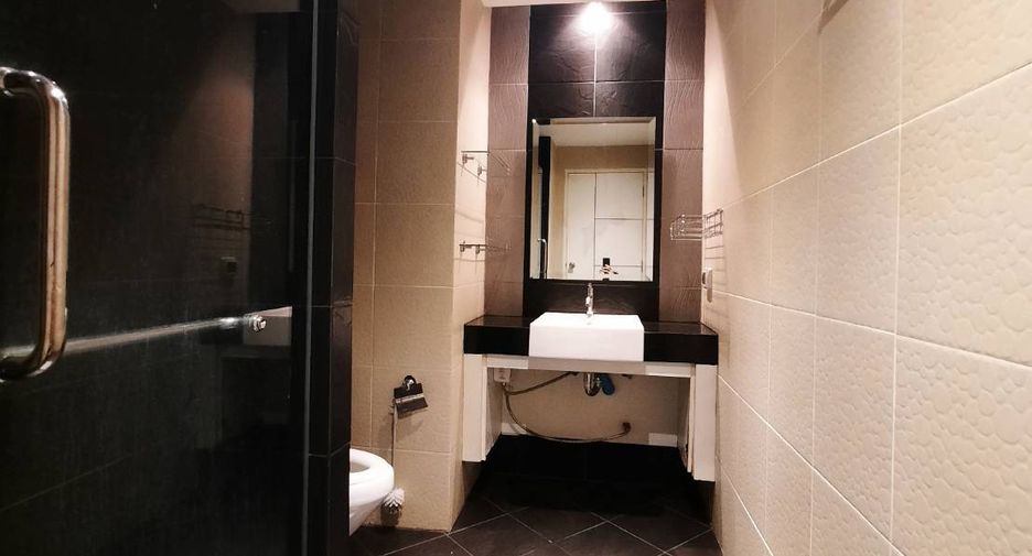 For sale 1 bed condo in East Pattaya, Pattaya
