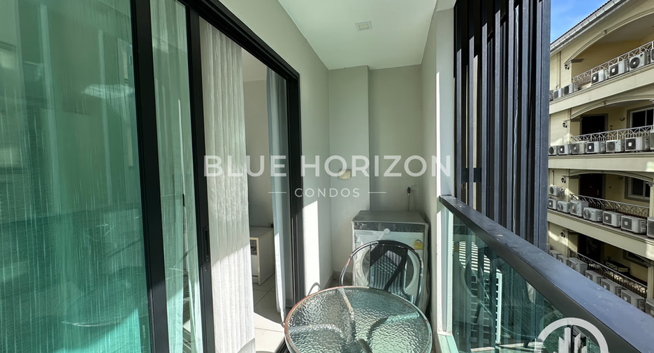 For rent 2 bedrooms condo in Pratumnak, Pattaya