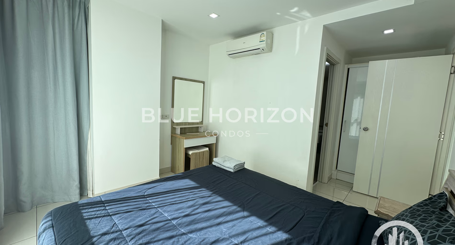 For rent 2 bedrooms condo in Pratumnak, Pattaya