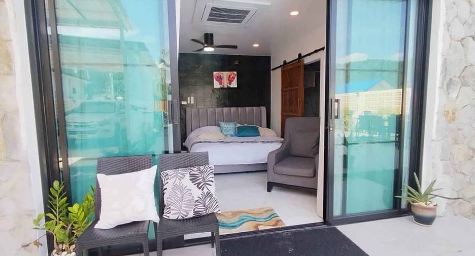 For rent and for sale 5 bedrooms villa in Mueang Phuket, Phuket