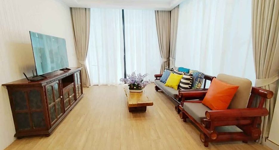 For rent and for sale 5 bedrooms villa in Mueang Phuket, Phuket