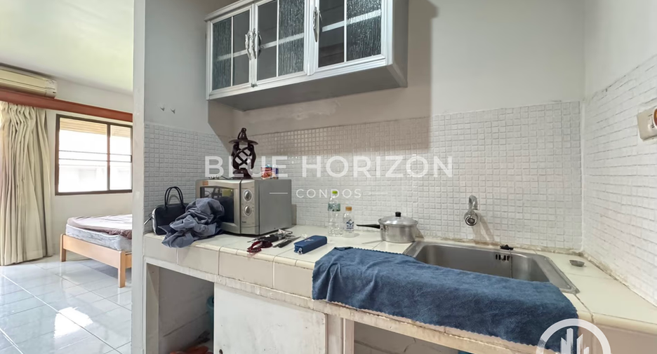 For sale studio condo in South Pattaya, Pattaya