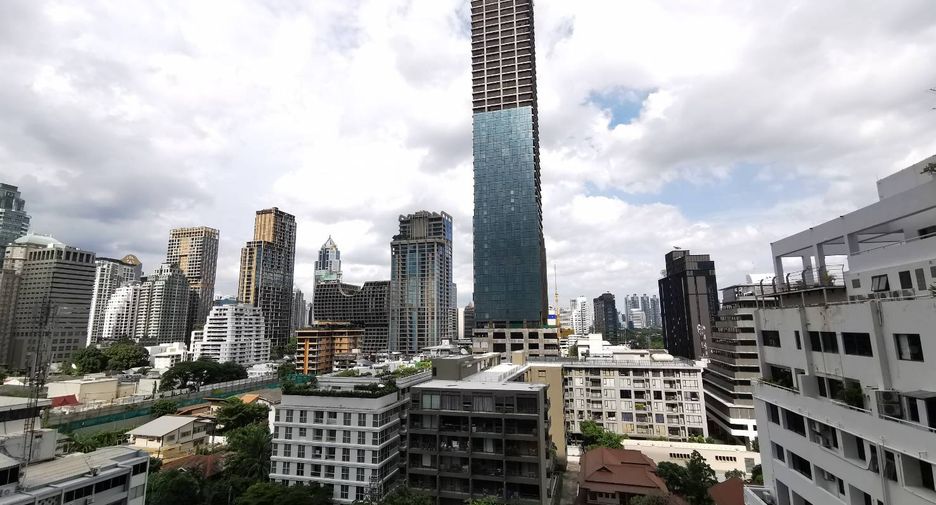 For sale 2 bedrooms condo in Pathum Wan, Bangkok