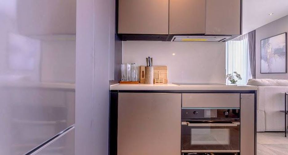 Wohnung zur Miete und zum Kauf mit 3 Zimmer in Khlong Toei, Bangkok