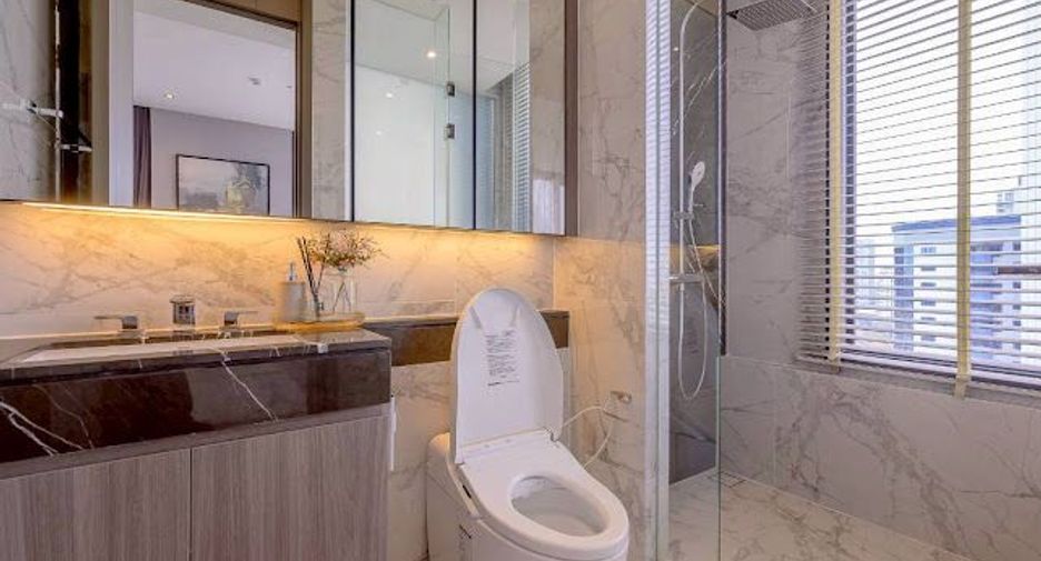 Wohnung zur Miete und zum Kauf mit 3 Zimmer in Khlong Toei, Bangkok