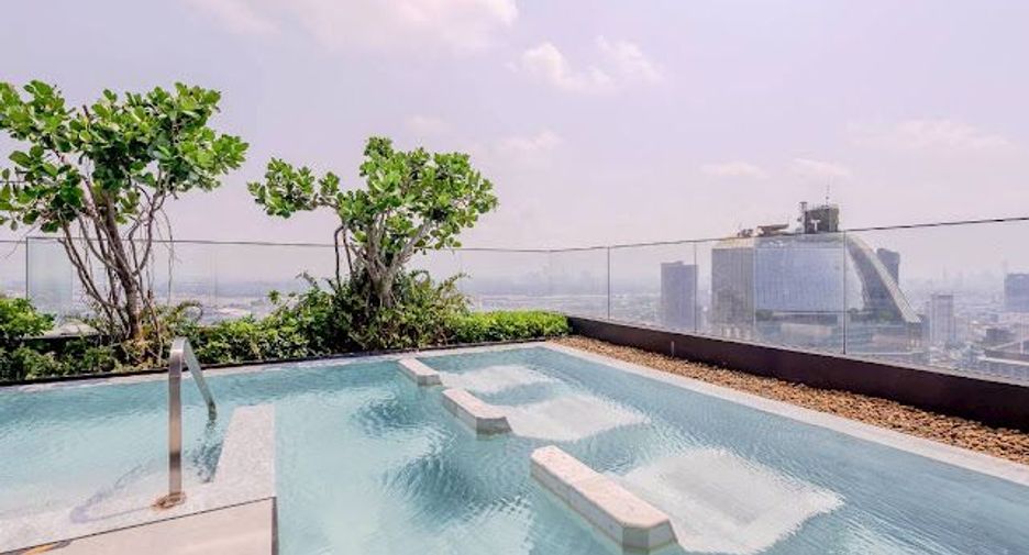 Wohnung zur Miete und zum Kauf mit 3 Zimmer in Khlong Toei, Bangkok