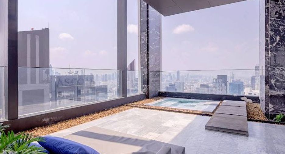 Wohnung zur Miete und zum Kauf mit 3 Zimmer in Khlong Toei, Bangkok