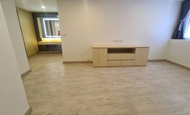 Condo en alquiler de 3 habitaciones en Khlong Toei, Bangkok