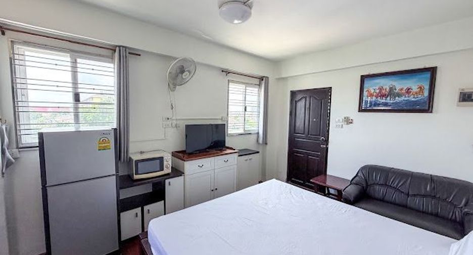 For sale 37 bedrooms apartment in Bueng Kum, Bangkok
