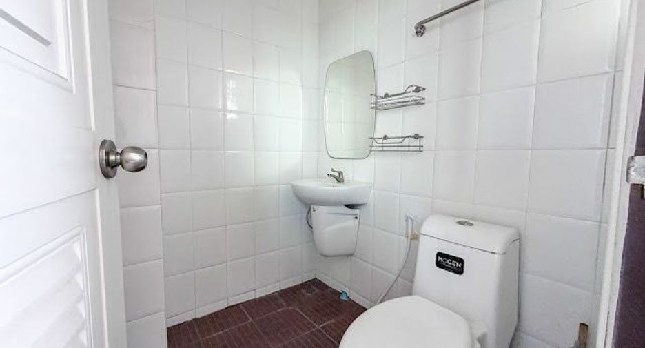 For sale 37 bedrooms apartment in Bueng Kum, Bangkok