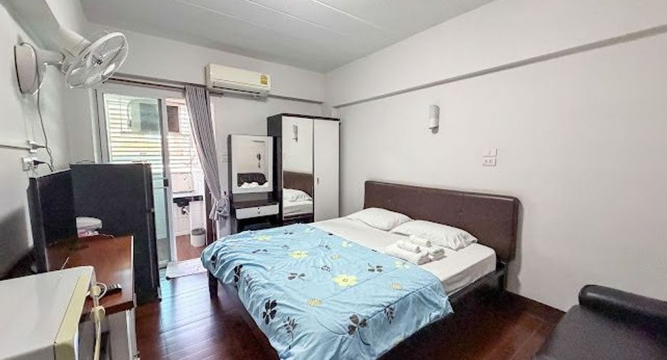 For sale 37 bedrooms apartment in Bueng Kum, Bangkok