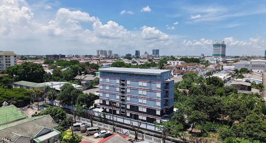 For sale 37 bedrooms apartment in Bueng Kum, Bangkok