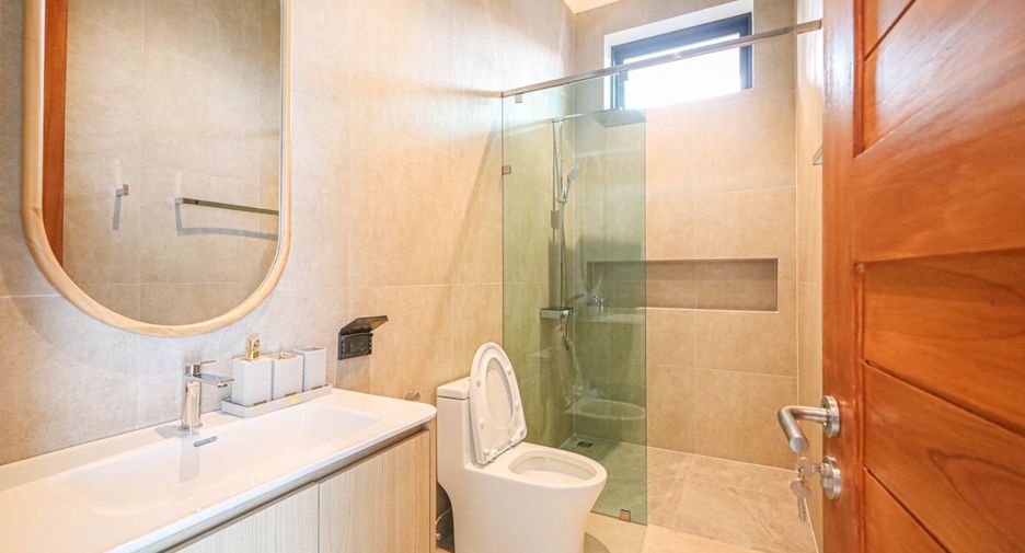 For sale 4 bedrooms villa in Jomtien, Pattaya