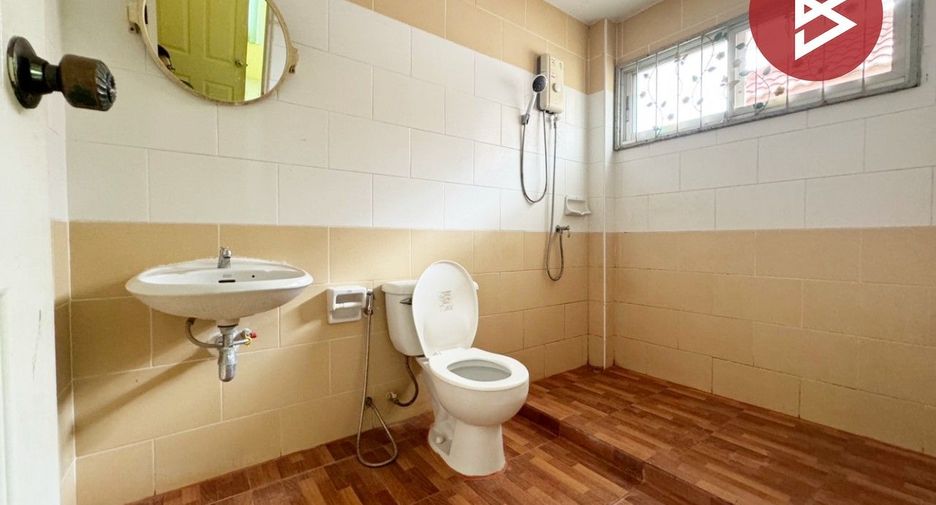 Casa en venta de 3 habitaciones en Bang Sao Thong, Samut Prakan