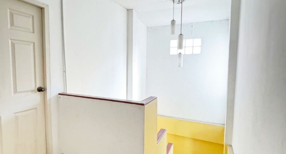Casa en venta de 3 habitaciones en Bang Sao Thong, Samut Prakan